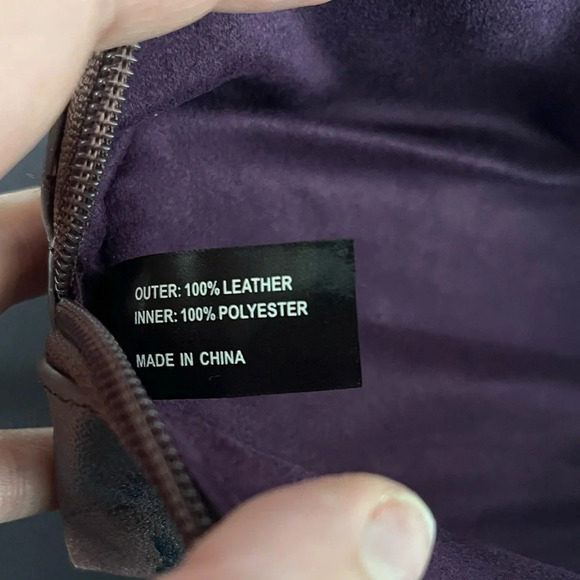 JACKFRENCH London/ Leather/ Cosmetic/ Travel/ Roses with metallic bronzed detail - Picture 5 of 9